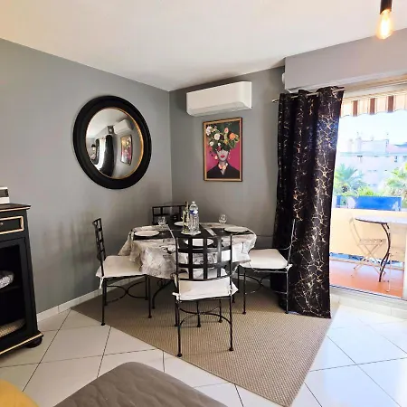 Apartman Climatise - Parking Prive - Emplacement Ideal A Hyères