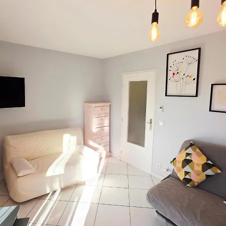 Apartamento Climatisé - Parking Privé - Emplacement Idéal à Hyères